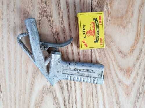 Spray guns lot