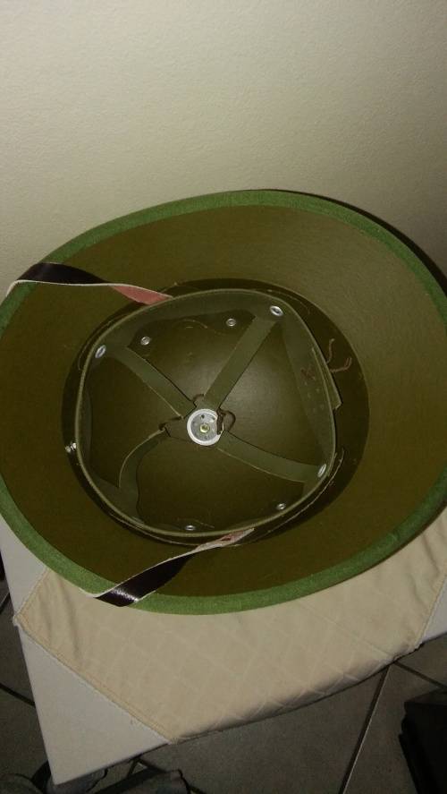 VIETNAMESE PEOPLES ARMY PITH HELMET