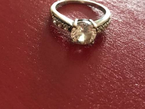 !! Stunning Sterling Silver (925) Ring !!