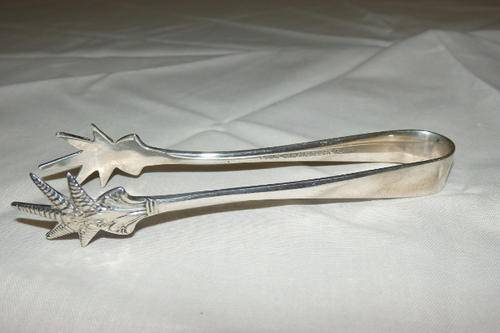 A STUNNING PAIR OF VINTAGE EPNS SILVER PLATED "VAN RIEBEECK PLATE" "BIRD CLAW" TONGS