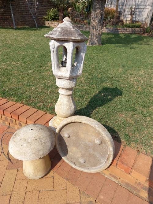 Garden job lot sold as one item