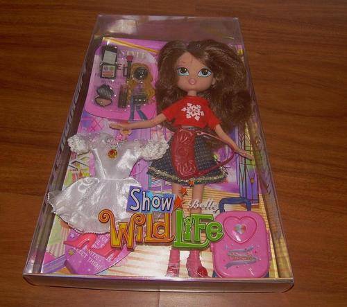 FASHION DOLL AND EXCESSORIES