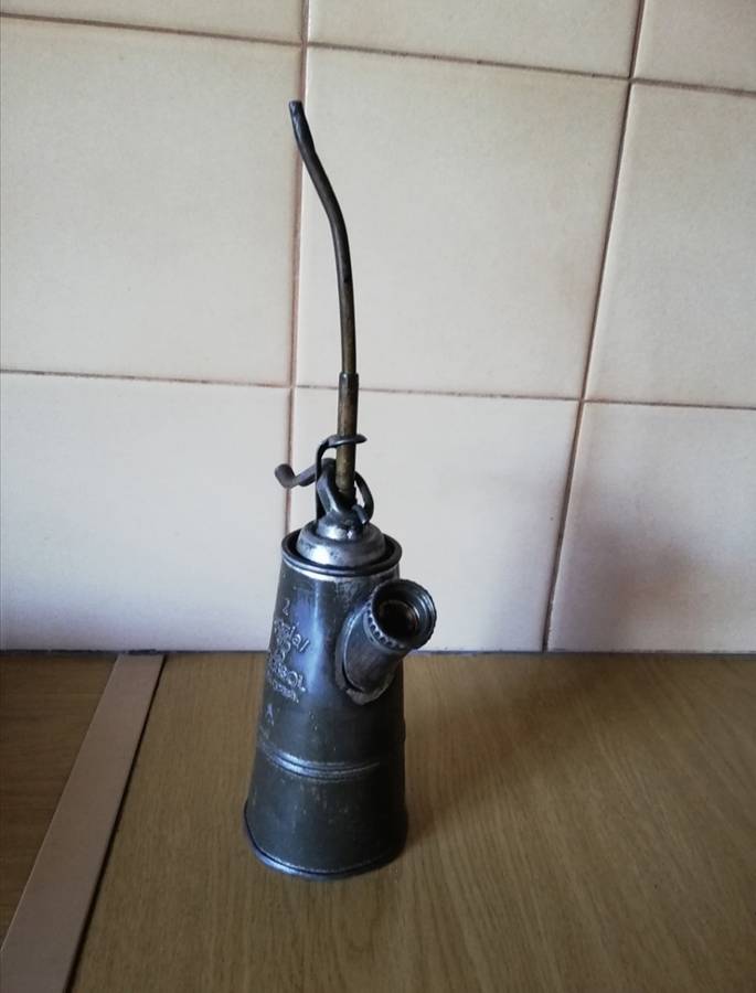 OIL CAN - VINTAGE SPEZIAL PRESSOL NO.2 OIL CAN