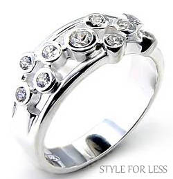 BEAUTIFUL SIMULATED DIAMOND 18K WHITE GOLD PLATED RING