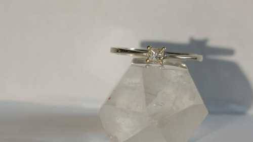 9ct White Gold Solitaire 0.20ct Diamond Ring