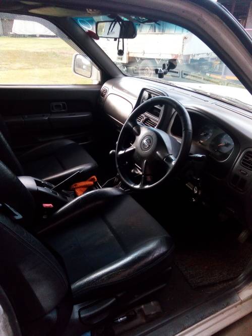 Nissan 2.4 DC Offroad 4x4