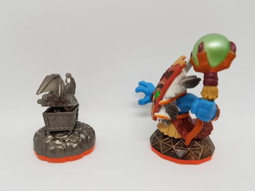 Skylanders Battlegrounds Mobile  Double Trouble 1.5 Figure + Platinum Treasure Chest  Brand New