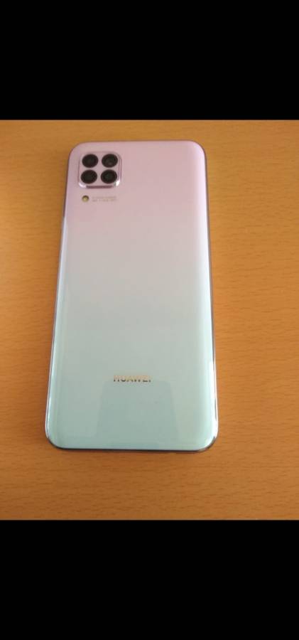 Huawei P40 Lite with 40w fast charger and box