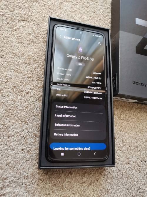 Samsung z flip 3 256gb 5G, with box and original type c cable