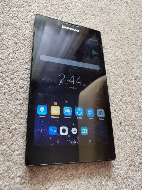 Lenovo Tab 2 A7-30 3G/WiFi, takes a SIM