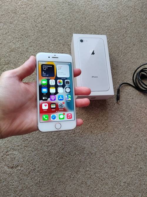 iPhone 8 64gb with box and cover