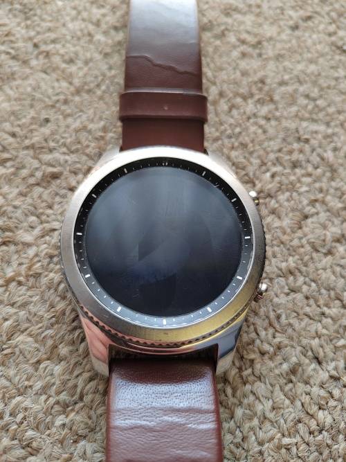 Samsung gear S3 classic smartwatch