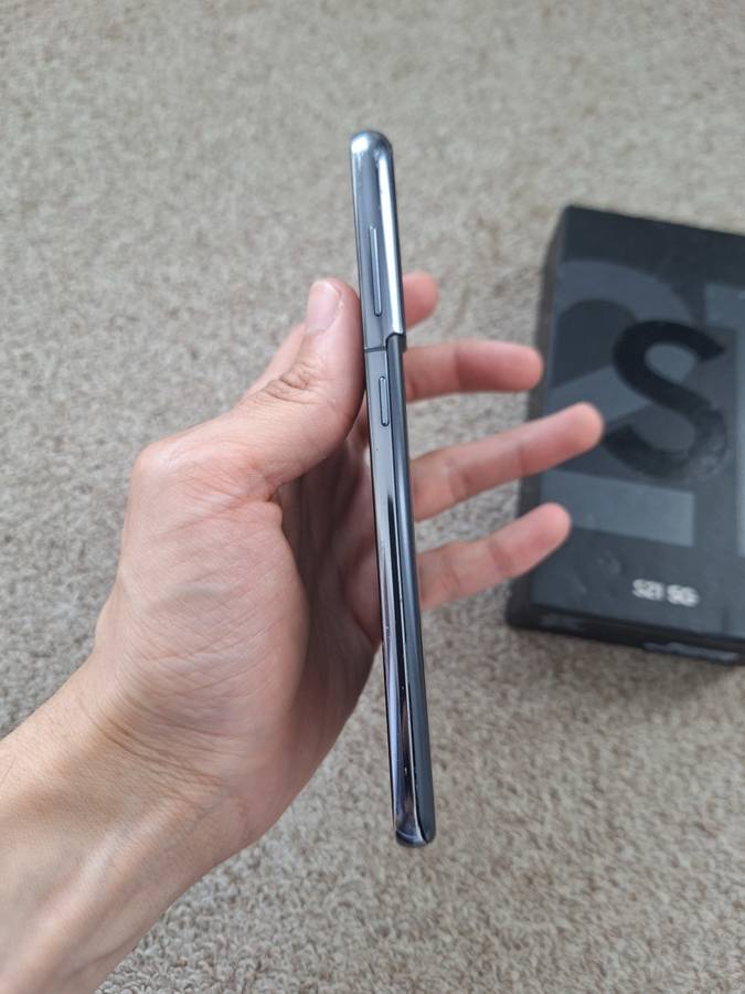 Samsung S21 5G 256gb Dual SIM with box and cover