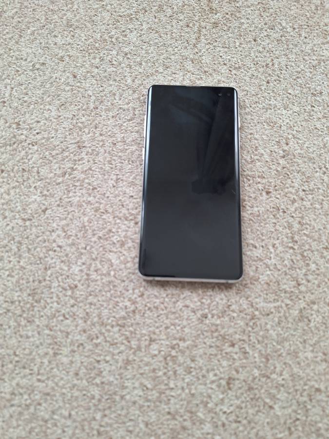 Samsung S10 plus 8gb ram 128gb excellent condition