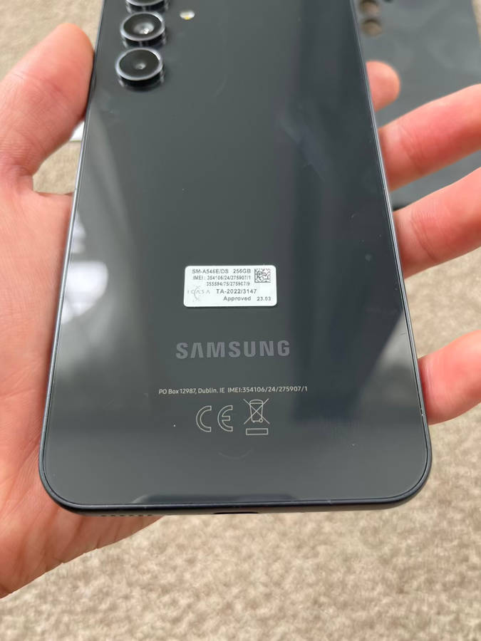 Samsung A54 5G 256gb 8gb ram Dual Sim good condition with cover