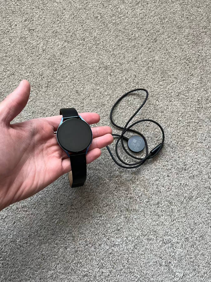 Samsung Galaxy Watch 5 44mm Good condition with charger