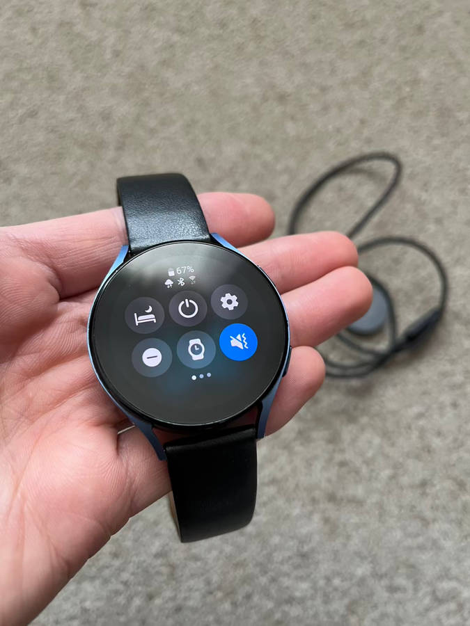 Samsung Galaxy Watch 5 44mm Good condition with charger