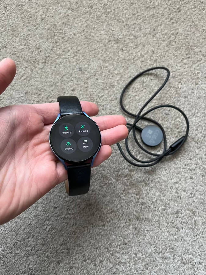 Samsung Galaxy Watch 5 44mm Good condition with charger