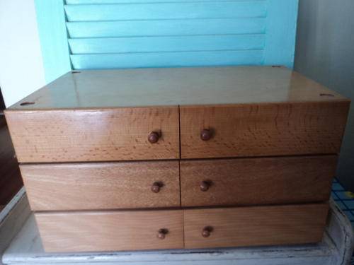Solid wood stackable storage cubby/chest - SEE PICS (MINT CONDITION)