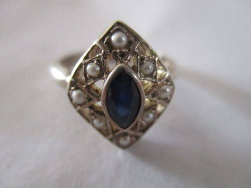 925 Sterling Silver , Blue Sapphire and Seed Peal Ring