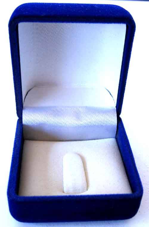 Velvet box for ring- royal blue