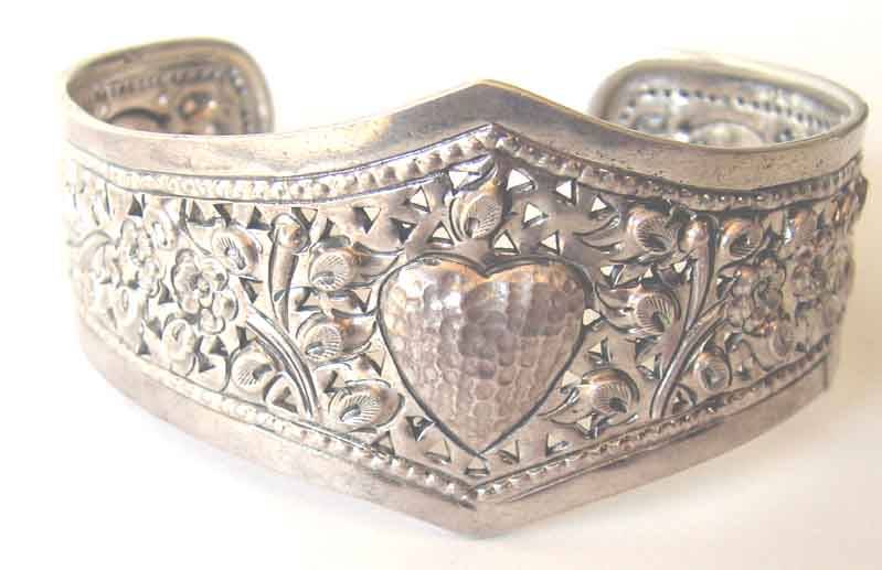 Ornate -Sterling Silver Bangle.