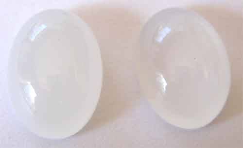 1 lot , 2 Pieces of 11.00 x 9.00 mm Oval Moonstones, T. W. 9.22 ct.