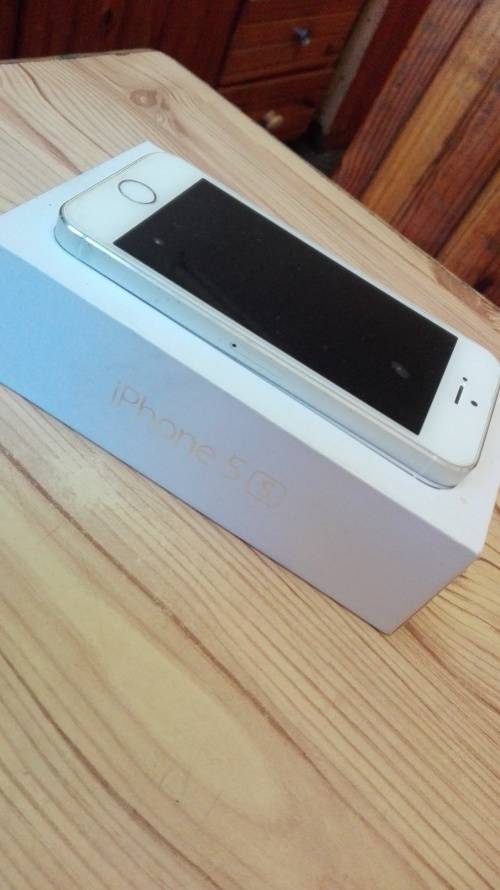 Silver Iphone 5s