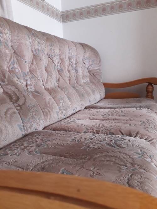 4 Piece Couch set in good condition. 2x1 seater,1x2 seater,1x 3 seater
