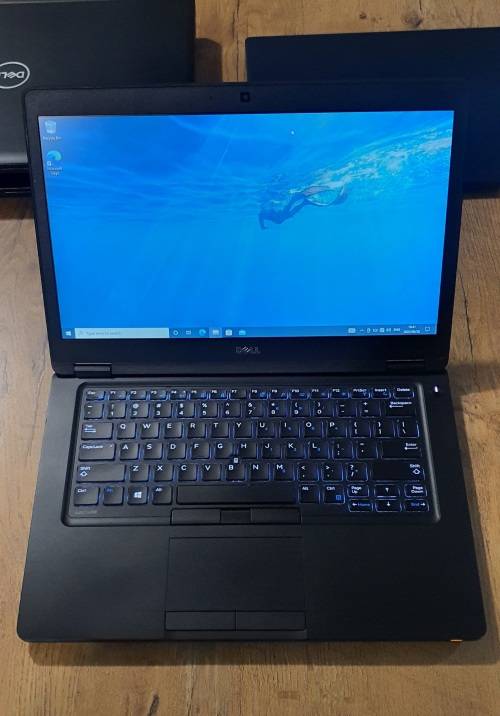 PREMIUM DELL LATITUDE 5480 Intel® Core i5 6300U | 8GB RAM | 256 GB SSD