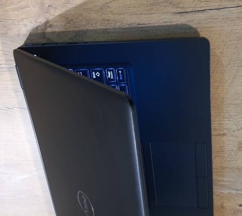 PREMIUM DELL LATITUDE 5480 Intel® Core i5 6300U | 8GB RAM | 256 GB SSD