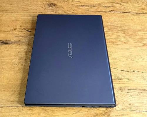 LATEST LIKE NEW ASUS 14` Intel® Core i3 10th Gen | 8GB RAM | 256 GB SSD