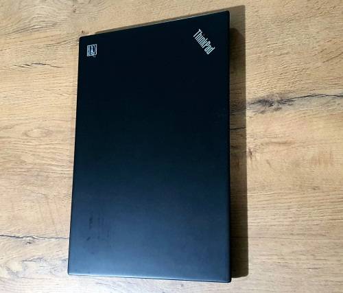 **BARGAIN BUY** LENOVO T490 TOUCHSCREEN 8th GEN i5, HUGE 16GB RAM, 256SSD-WORTH R15k-GRAB IT @ R5999