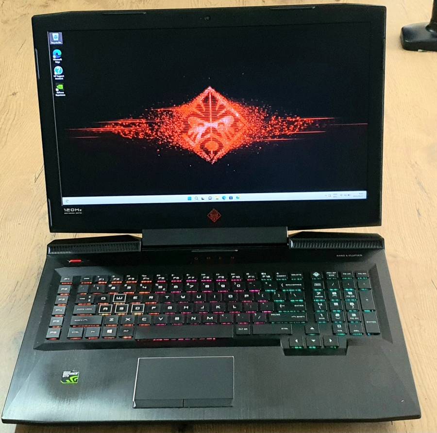 HP OMEN 17 FHD Intel® Core i7 8750H | 16 GB RAM | 8 GB GTX 1070 NVIDIA | 256 GB SSD + 1 TB HDD