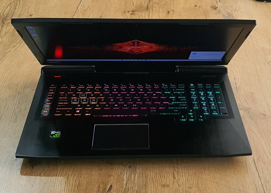 HP OMEN 17 FHD Intel® Core i7 8750H | 16 GB RAM | 8 GB GTX 1070 NVIDIA | 256 GB SSD + 1 TB HDD