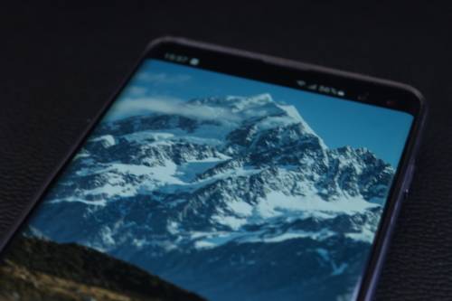 Samsung Galaxy S10+ 163.5mm (6.4`) Quad HD+ Dynamic AMOLED 128GB Memory 8GB Ram (Cracked screen)