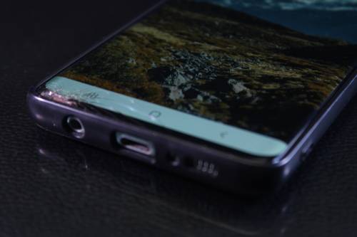 Samsung Galaxy S10+ 163.5mm (6.4`) Quad HD+ Dynamic AMOLED 128GB Memory 8GB Ram (Cracked screen)