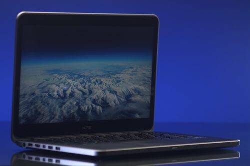 Dell XPS Ultrabook 14-Inch i7-3537U 3rd Gen 500GB HDD 8GB SSD 8GB Ram HD Graphics 4000. Loud fan.
