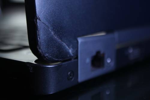 Dell Latitude E5570 i5 6th Gen 4GB Ram 465GB HDD HD Graphics Damage on body of