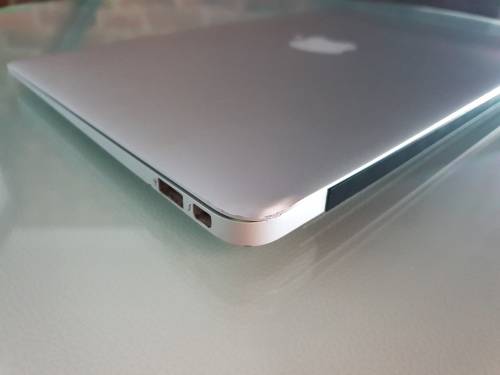 Apple MacBook Air 11 i5-3317U 3rd Gen 4GB Ram 64GB SSD