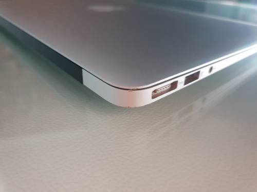 Apple MacBook Air 11 i5-3317U 3rd Gen 4GB Ram 64GB SSD