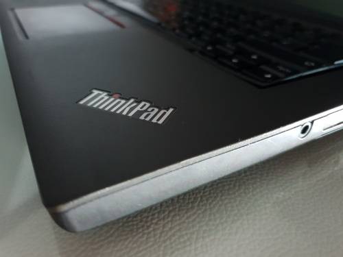 Lenovo Thinkpad T460 i5-6300U 8GB RAM 240GB SSD 14`. Mainboard failed.