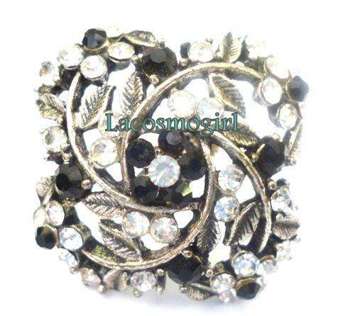 stunning rhinestone ring