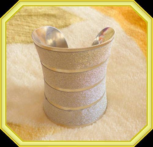 New Arrivals - Eqyptian style 7.5cm wide cuff bracelet in an organza gift bag