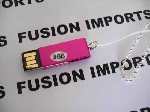 8GB USB FLASH DISK - USE IT AS CELLPHONE CHARM SO ITS ALWAYS WITH YOU
