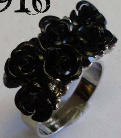 CRAZZZY R1 AUCTION - STUNNING ROSE RING - ADJUSTABLE SIZE