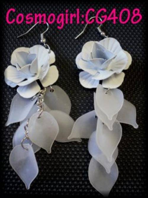 CRAZZZY R1 AUCTION - LONGER LENGTH FLOWER EARRINGS