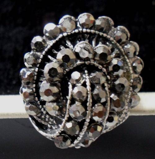 CRAZZZY R1 AUCTION - TIBETAN SILVER RHINESTONE RING - ADJUSTABLE SIZE
