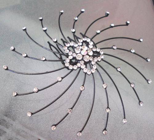 BRIDAL & PROM RANGE - DIAMANTE HAIR ACCESSORY - 11.5cm X 11.5cm