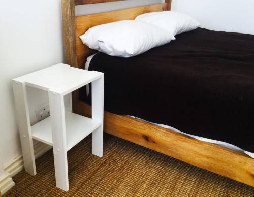 *WOW* MODERN BRILLIANT BEDSIDE TABLE!!! *UNMISSABLE LIMITED OFFERS!!* RETAILS FOR R999 NEW!